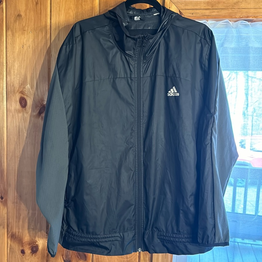 Men’s lightweight Adidas windbreaker size large